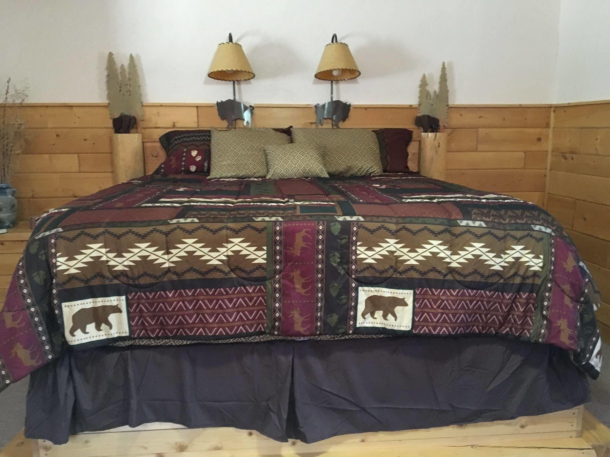 Chinook Winds Motel Dubois Ngoại thất bức ảnh